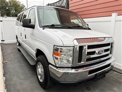 2014 Ford Econoline 