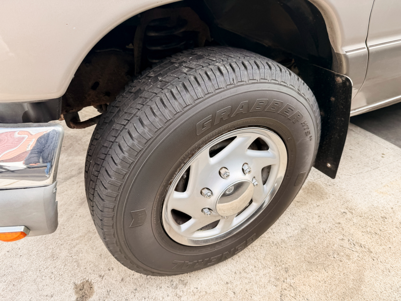 Ford Econoline Wagon E-350 XL Super Duty 2002