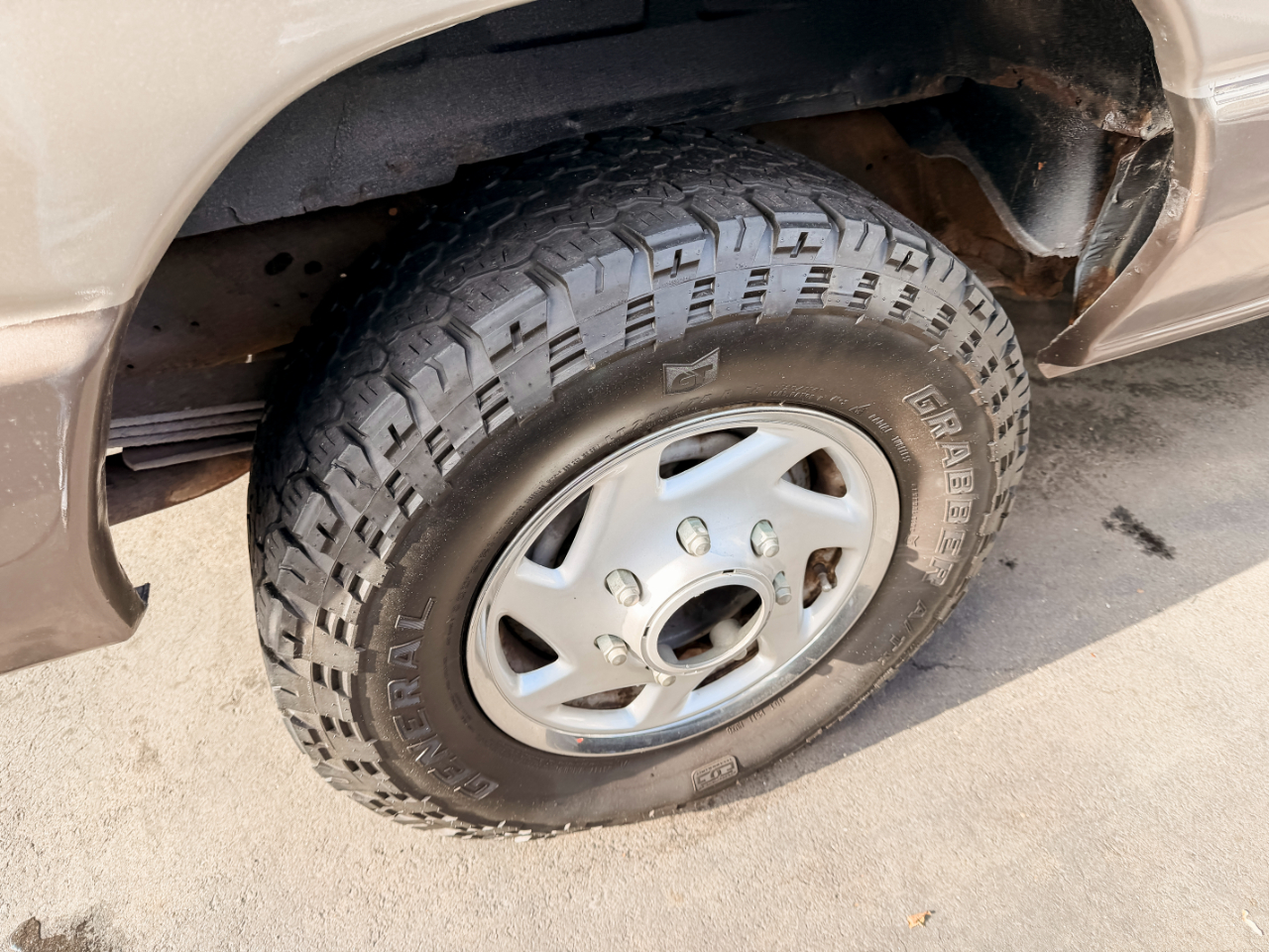 Ford Econoline Wagon E-350 XL Super Duty 2002