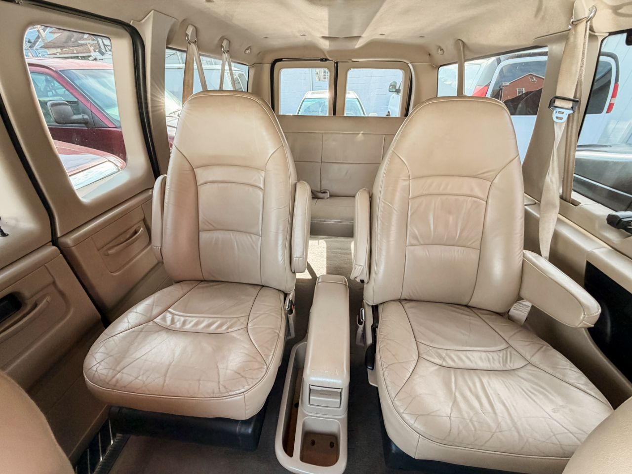 Ford Econoline Wagon E-350 XL Super Duty 2002