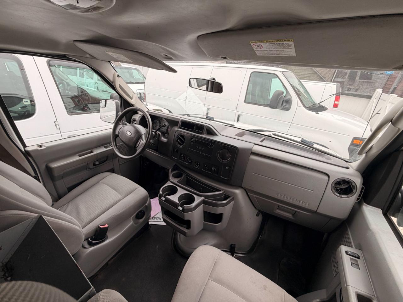 Ford Econoline E-150 2012