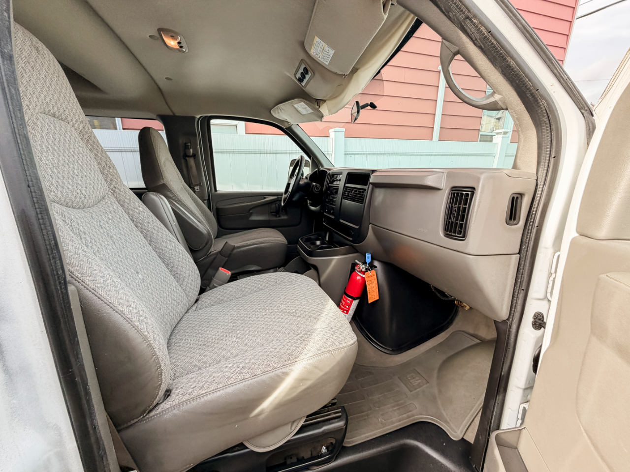 Chevrolet Express 3500 Extended 2006