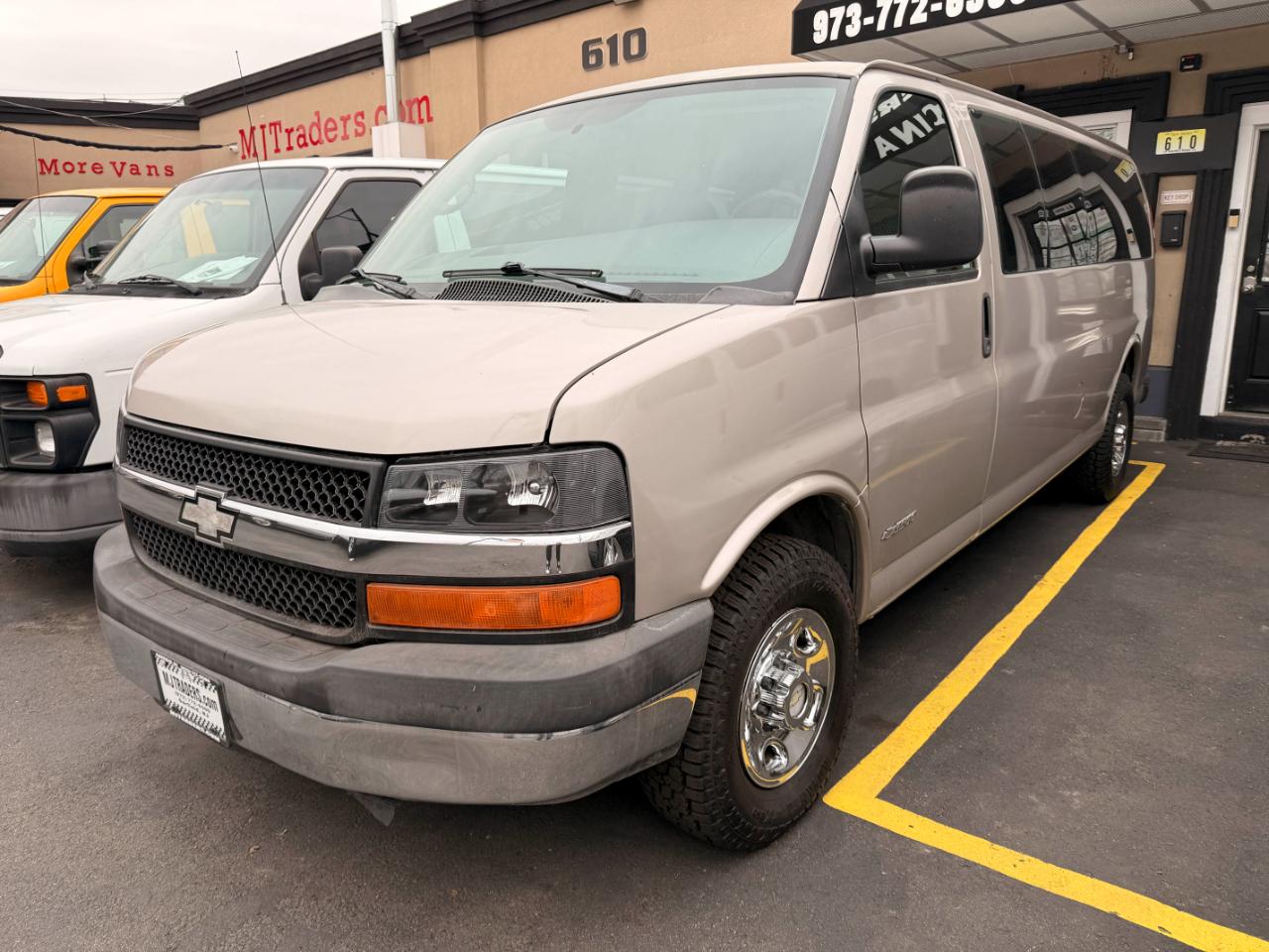 Chevrolet Express 3500 Extended 2005