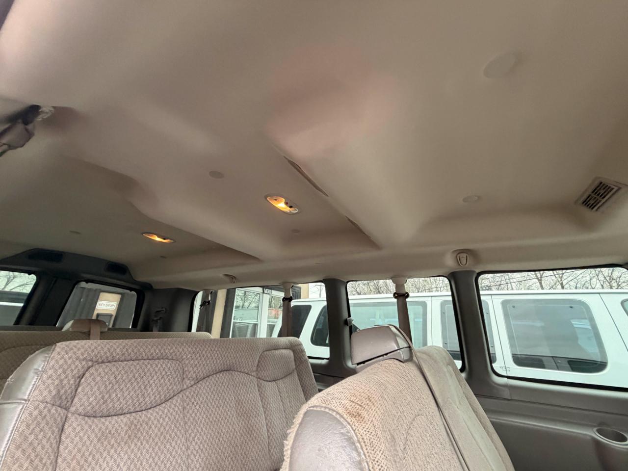 Chevrolet Express 3500 Extended 2005