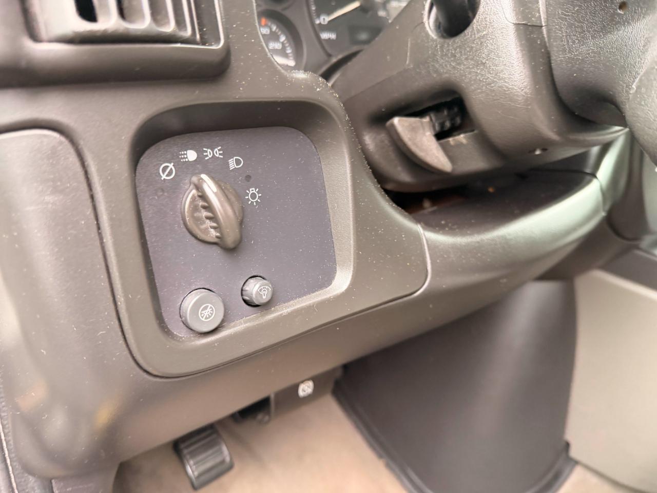 Chevrolet Express 3500 Extended 2005