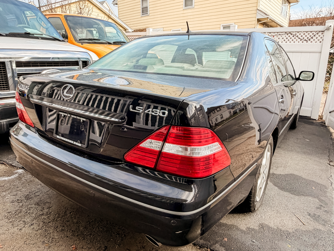 Lexus LS 430 Sedan 2004
