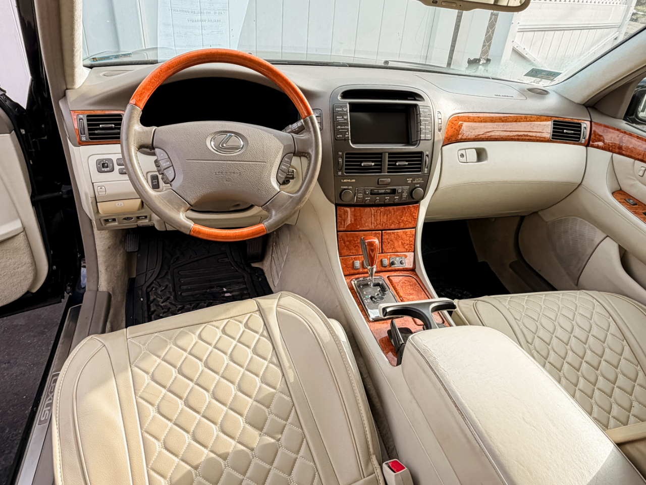 Lexus LS 430 Sedan 2004