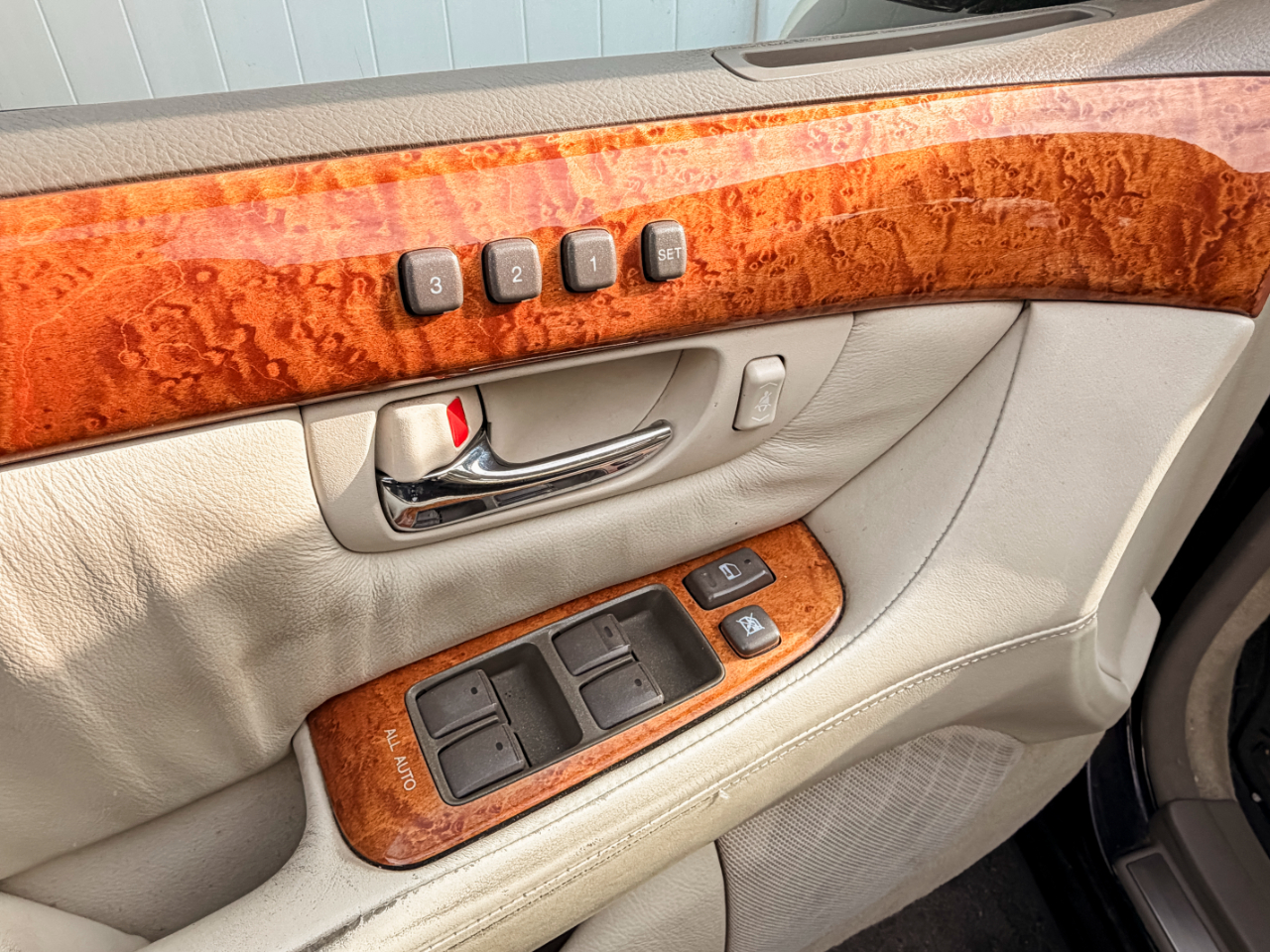 Lexus LS 430 Sedan 2004