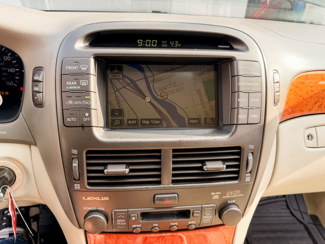 Lexus LS 430 Sedan 2004