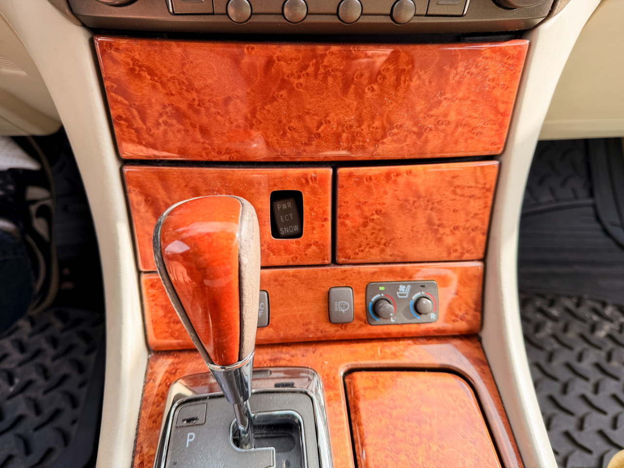 Lexus LS 430 Sedan 2004