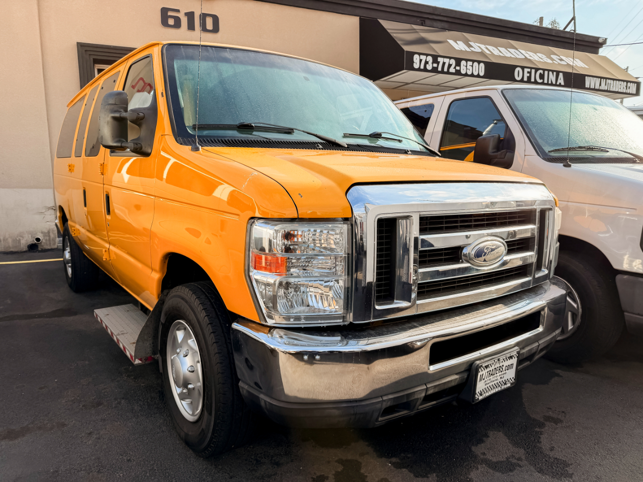 Ford Econoline E-250 2014