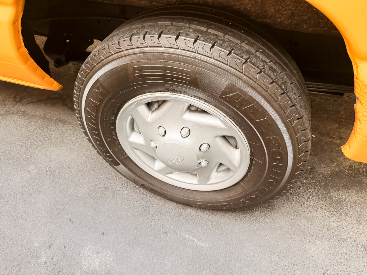 Ford Econoline E-250 2014