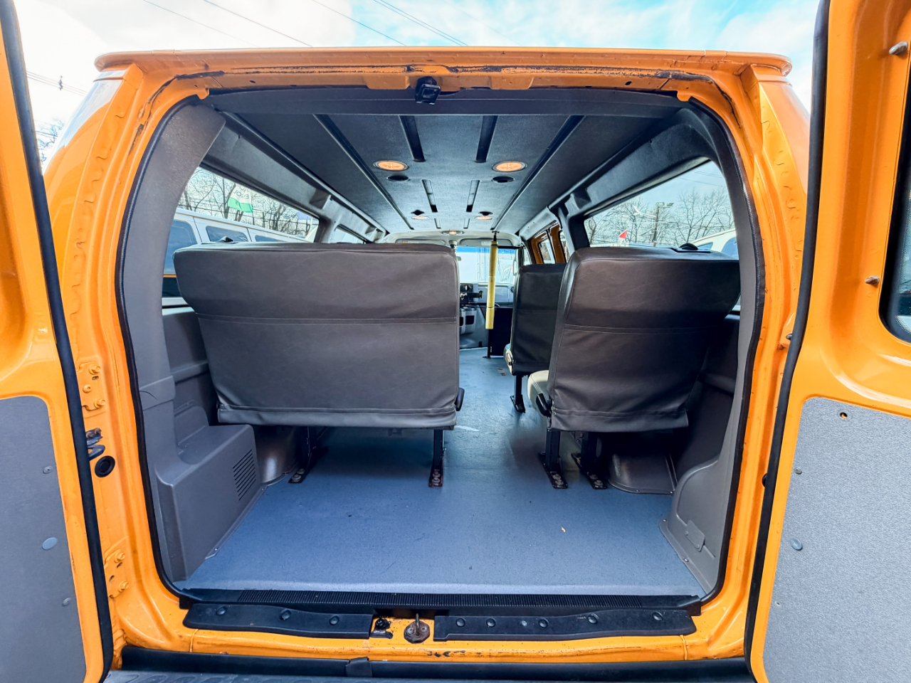 Ford Econoline E-250 2014