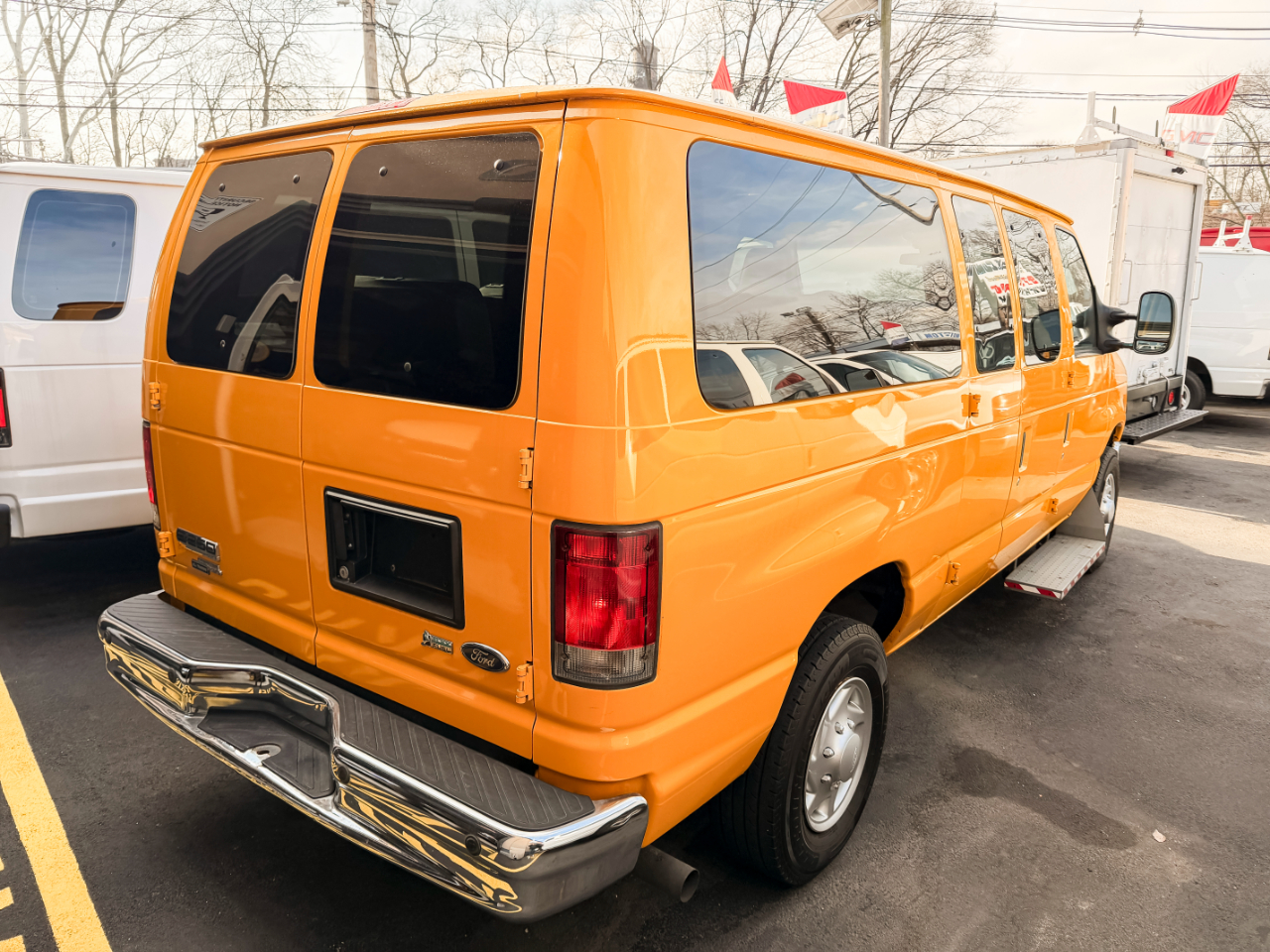 Ford Econoline E-250 2014