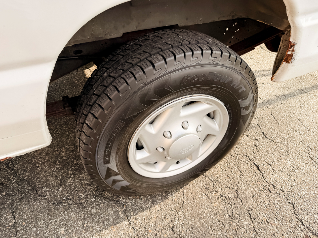 Ford Econoline E-250 2008