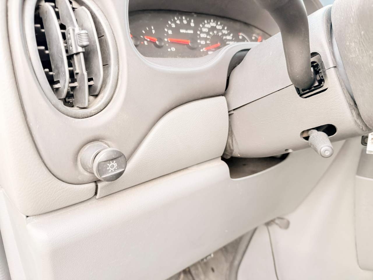 Ford Econoline E-250 2008