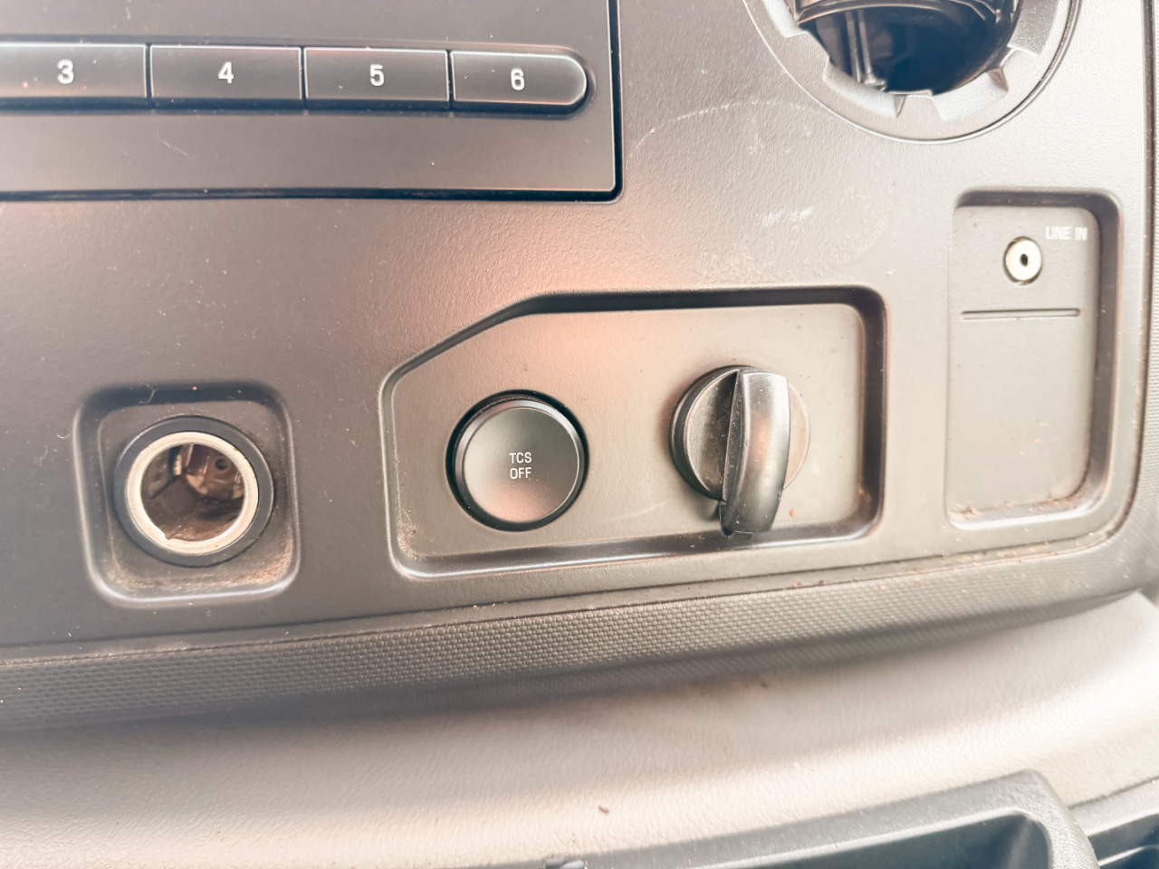 Ford Econoline E-250 2012