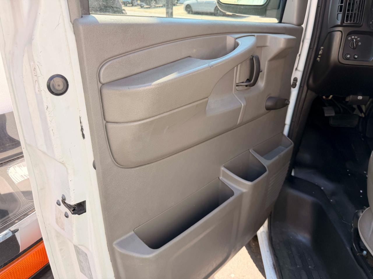 Chevrolet Express 3500 Cargo 2006