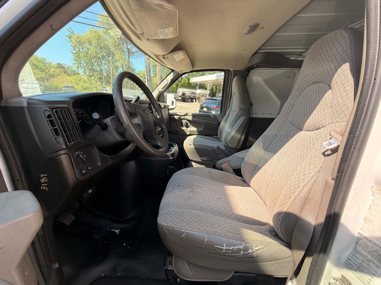 Chevrolet Express 3500 Cargo 2006