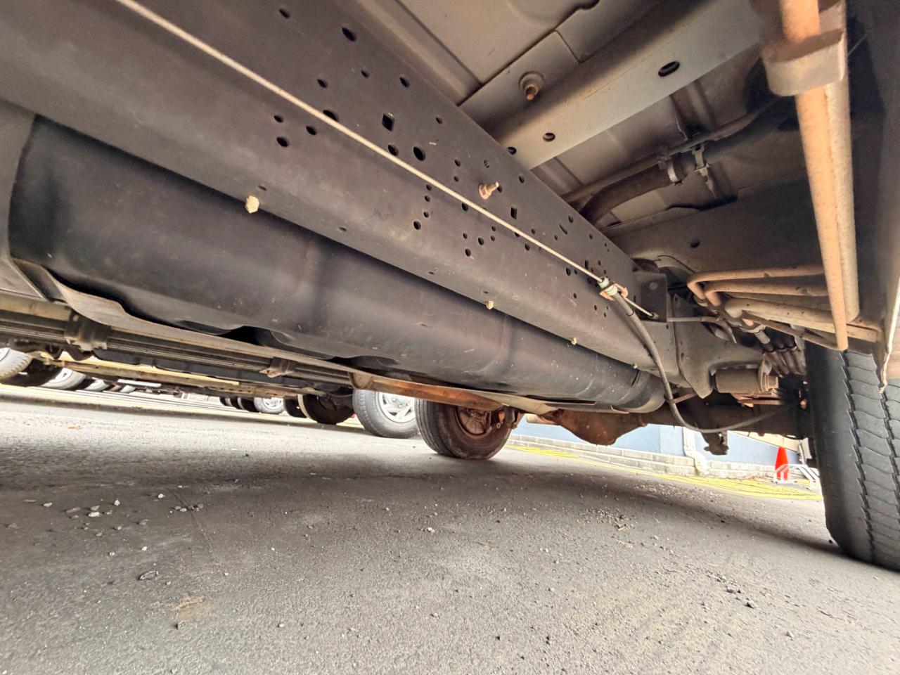 Ford Econoline E-350 XLT Super Duty Extended 2012