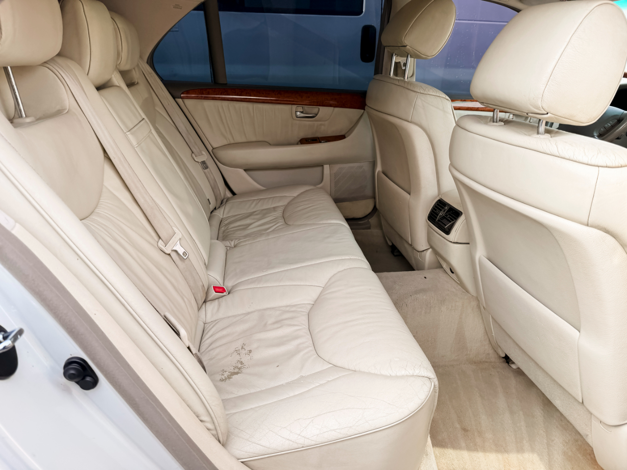 Lexus LS 430 Sedan 2002