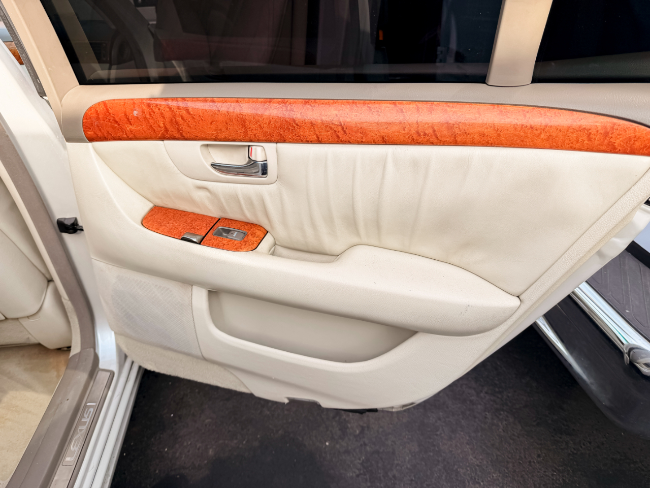 Lexus LS 430 Sedan 2002