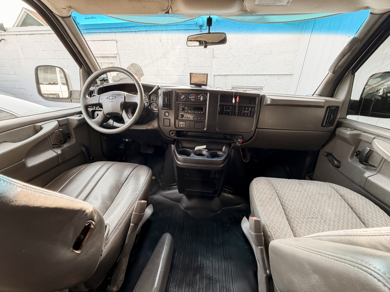 Chevrolet Express 3500 Cargo 2005