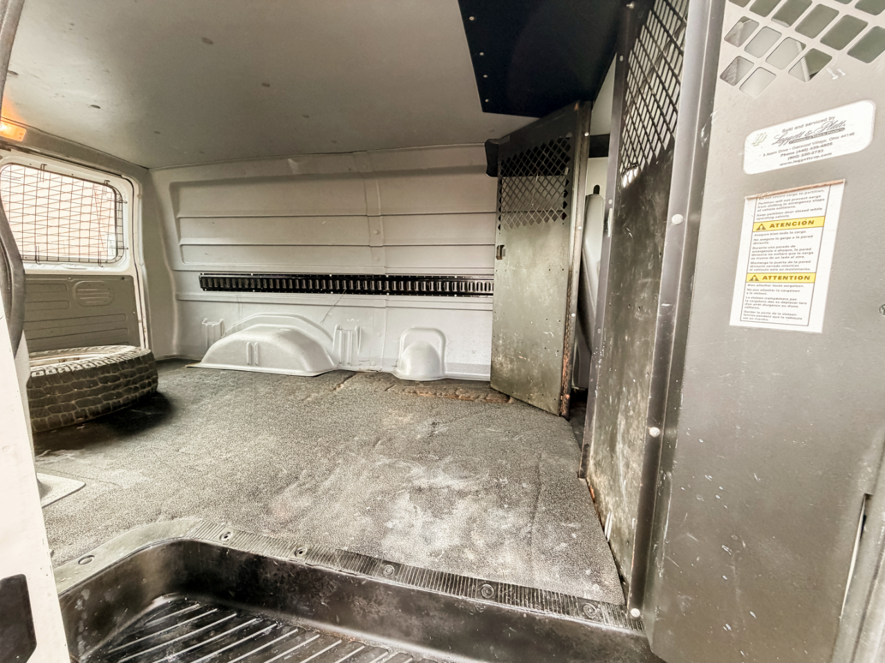 Ford Econoline E-250 2008