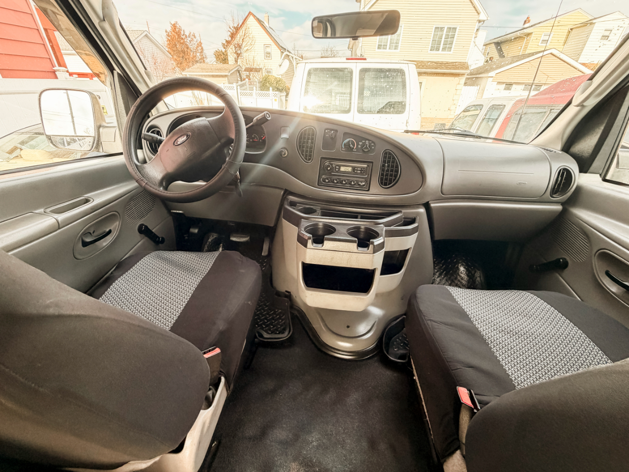 Ford Econoline E-250 Extended 2004