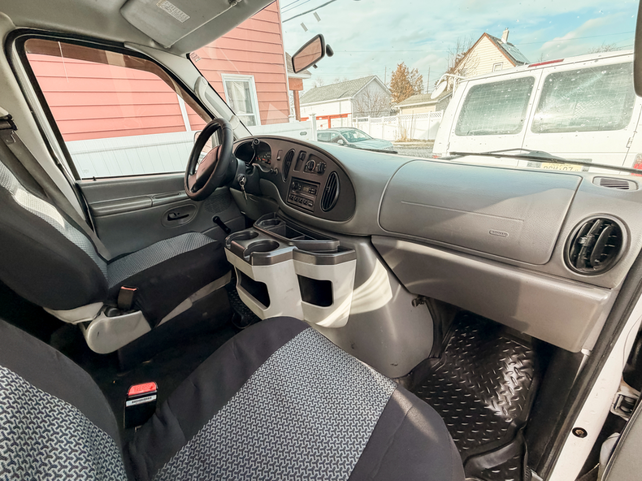 Ford Econoline E-250 Extended 2004