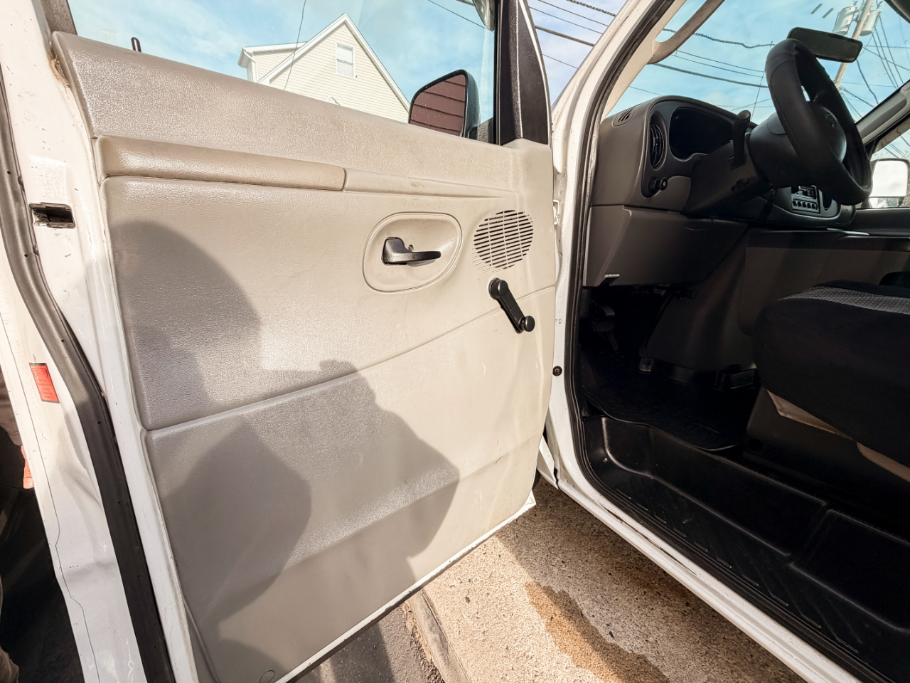 Ford Econoline E-250 Extended 2004