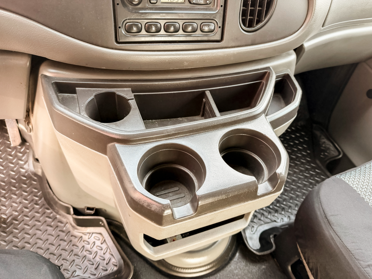 Ford Econoline E-250 Extended 2004