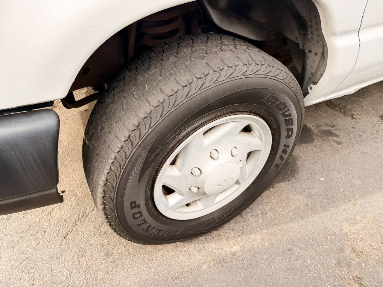 Ford Econoline E-250 2008