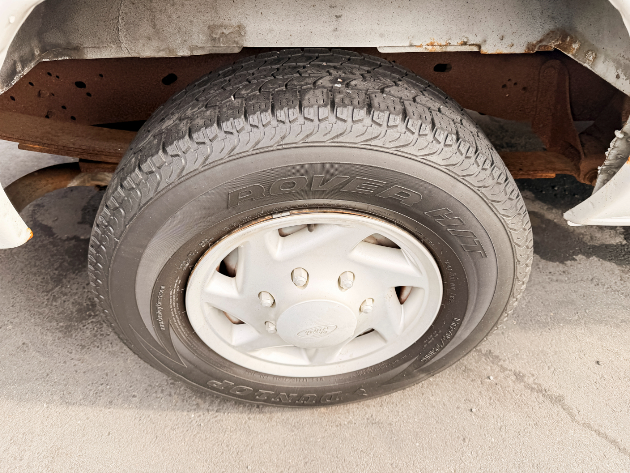 Ford Econoline E-250 2008