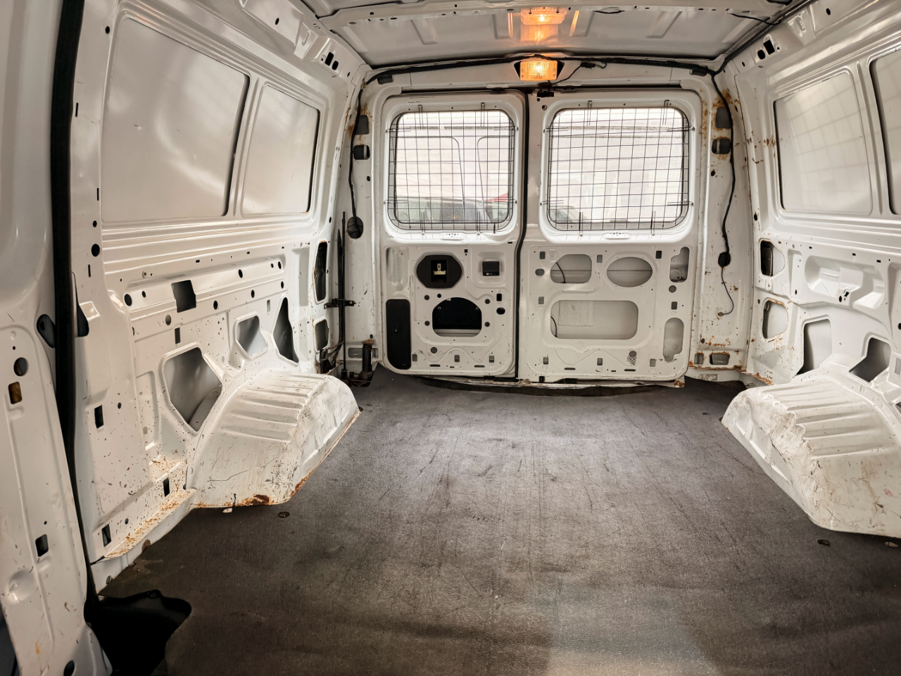 Ford Econoline E-250 2008