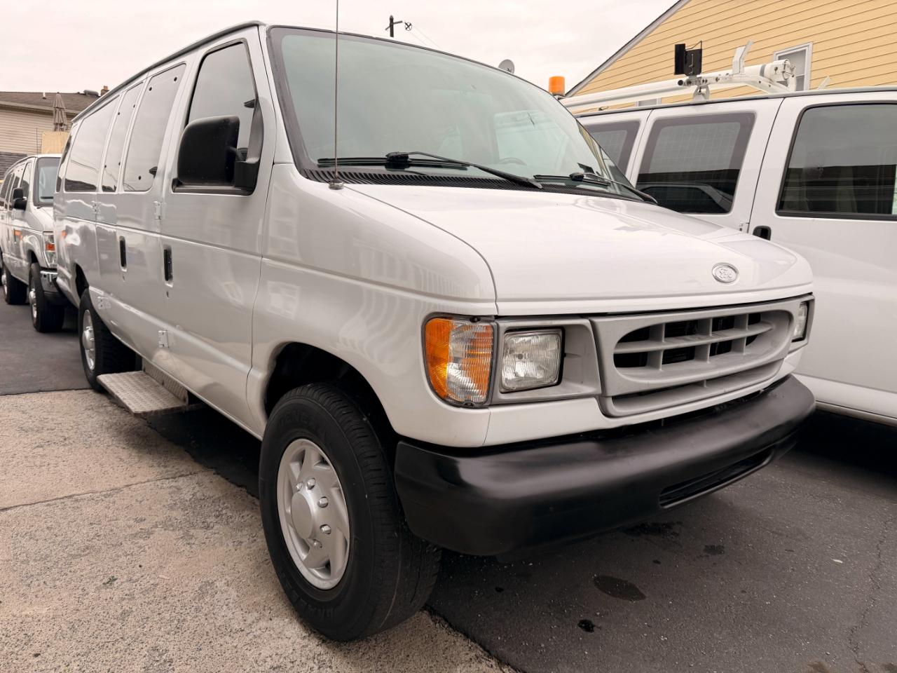 1999 Ford Econoline E-350 Extended