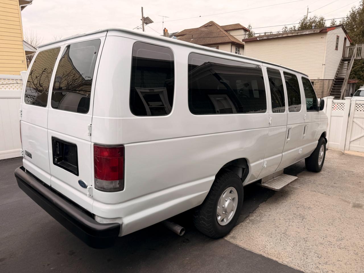 Ford Econoline E-350 Extended 1999