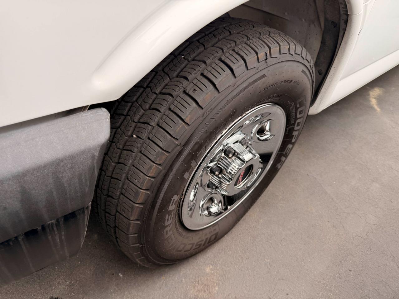 GMC Savana G2500 Extended Cargo 2016