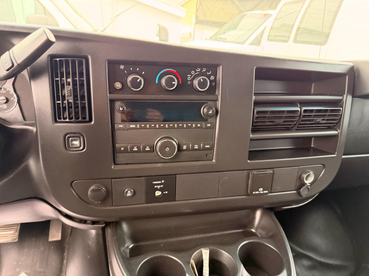 GMC Savana G2500 Extended Cargo 2016