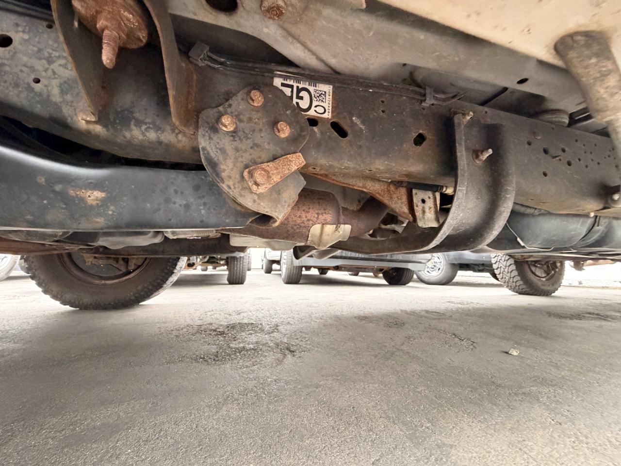 Ford Econoline E-350 XLT Super Duty Extended 2011