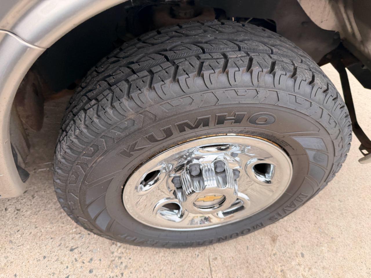 Chevrolet Express 3500 Extended 2004