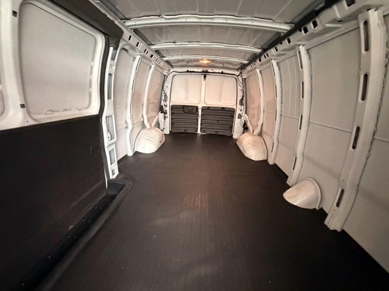 Chevrolet Express 2500 Extended Cargo 2006