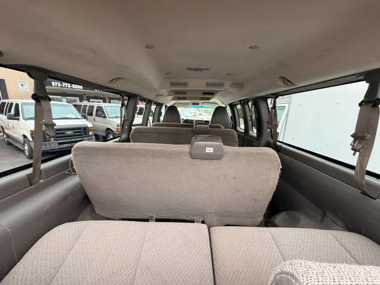 Chevrolet Express LT 3500 Extended 2011