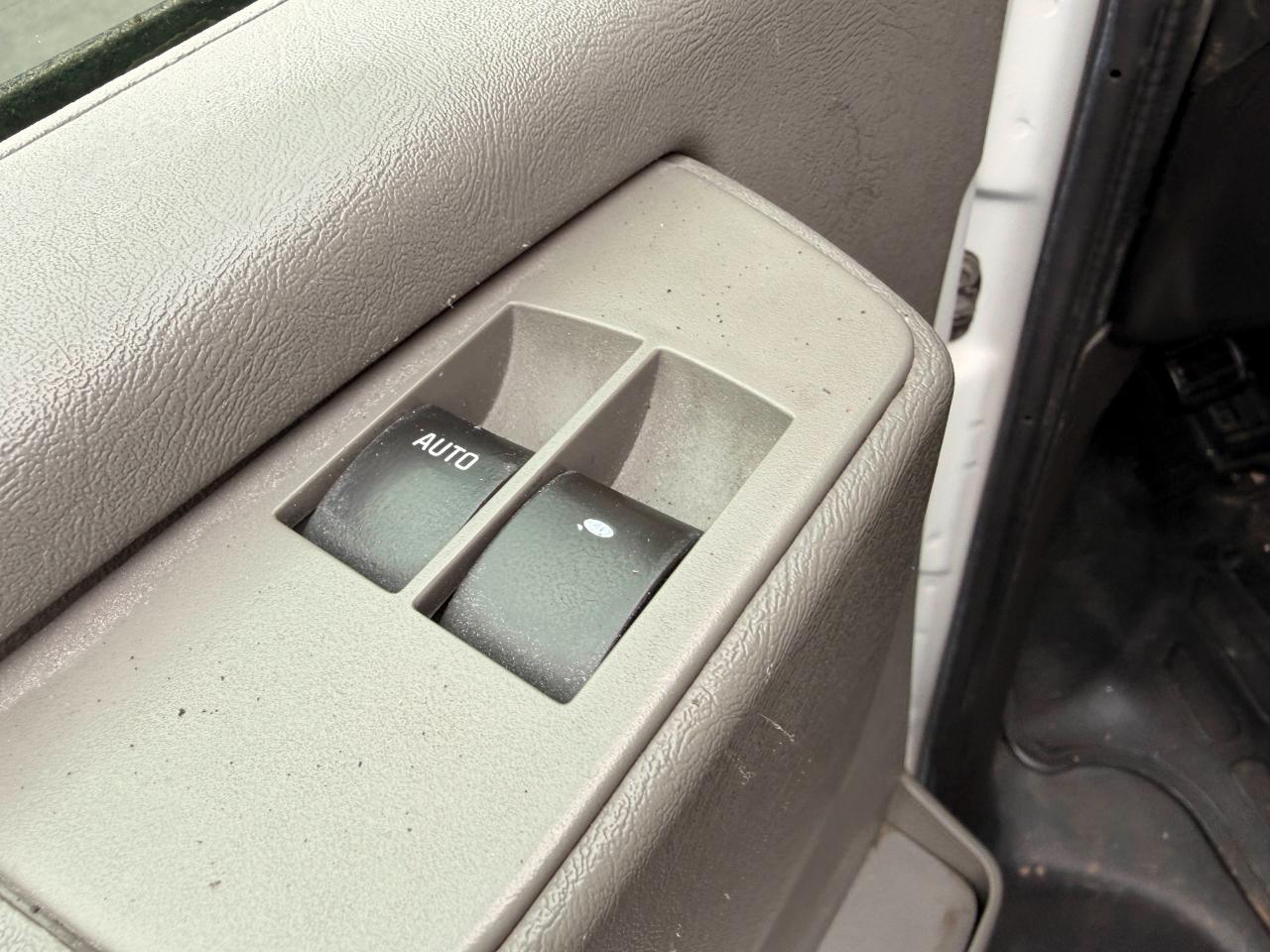 Chevrolet Express LT 3500 Extended 2011