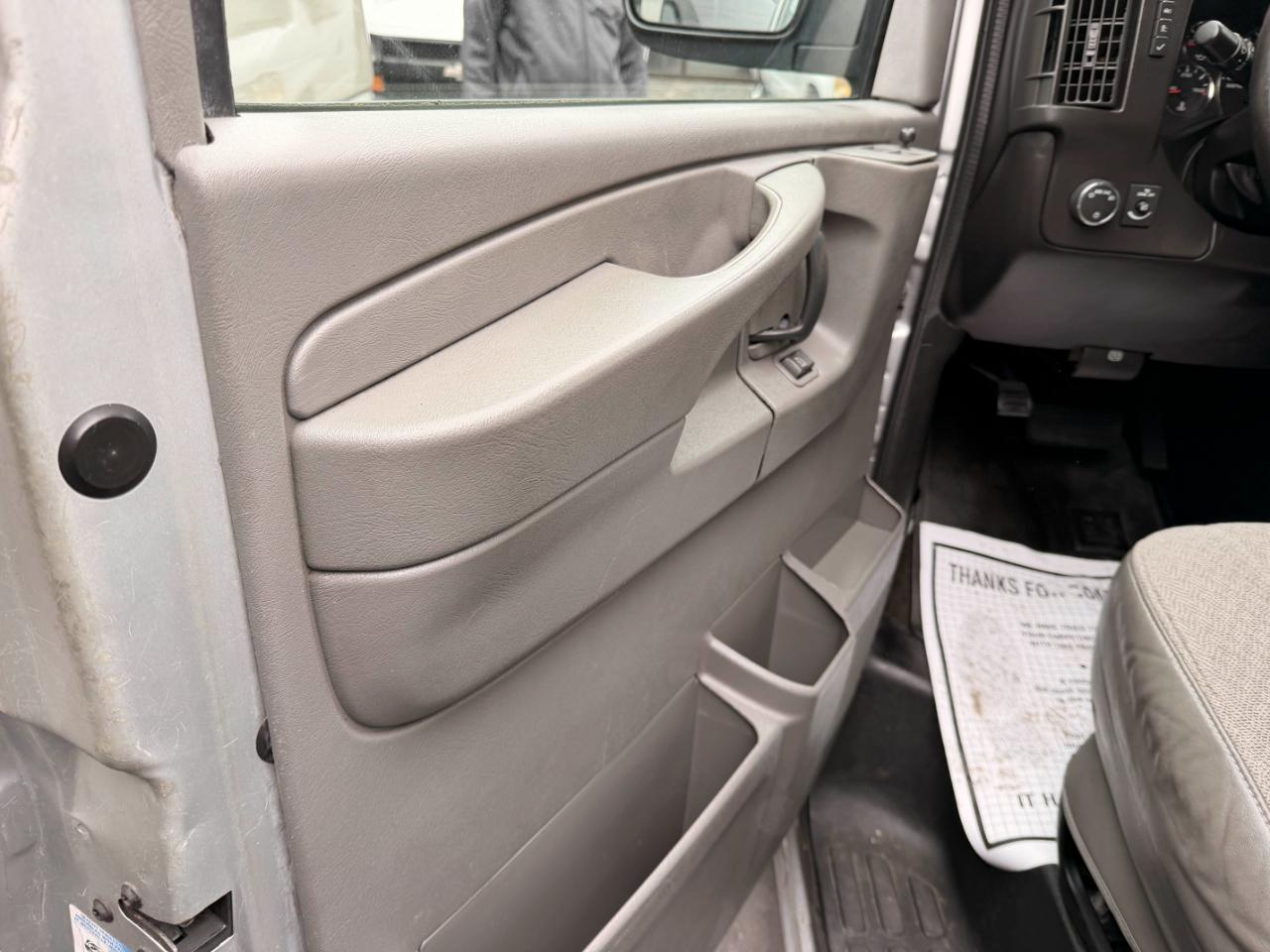 Chevrolet Express LT 1500 2014