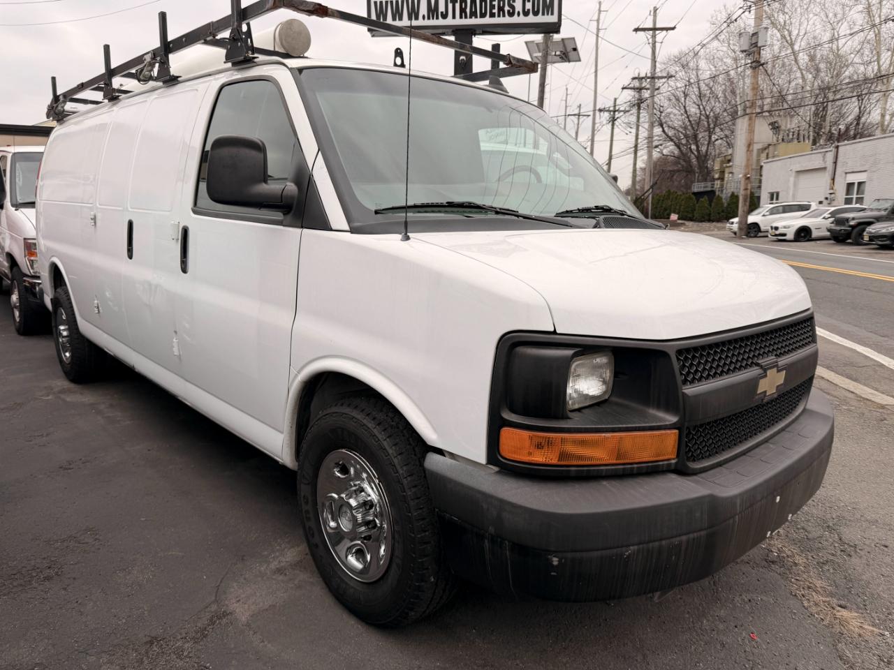 Chevrolet Express 3500 Cargo Extended 2016