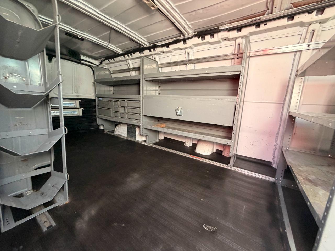 Chevrolet Express 3500 Cargo Extended 2016