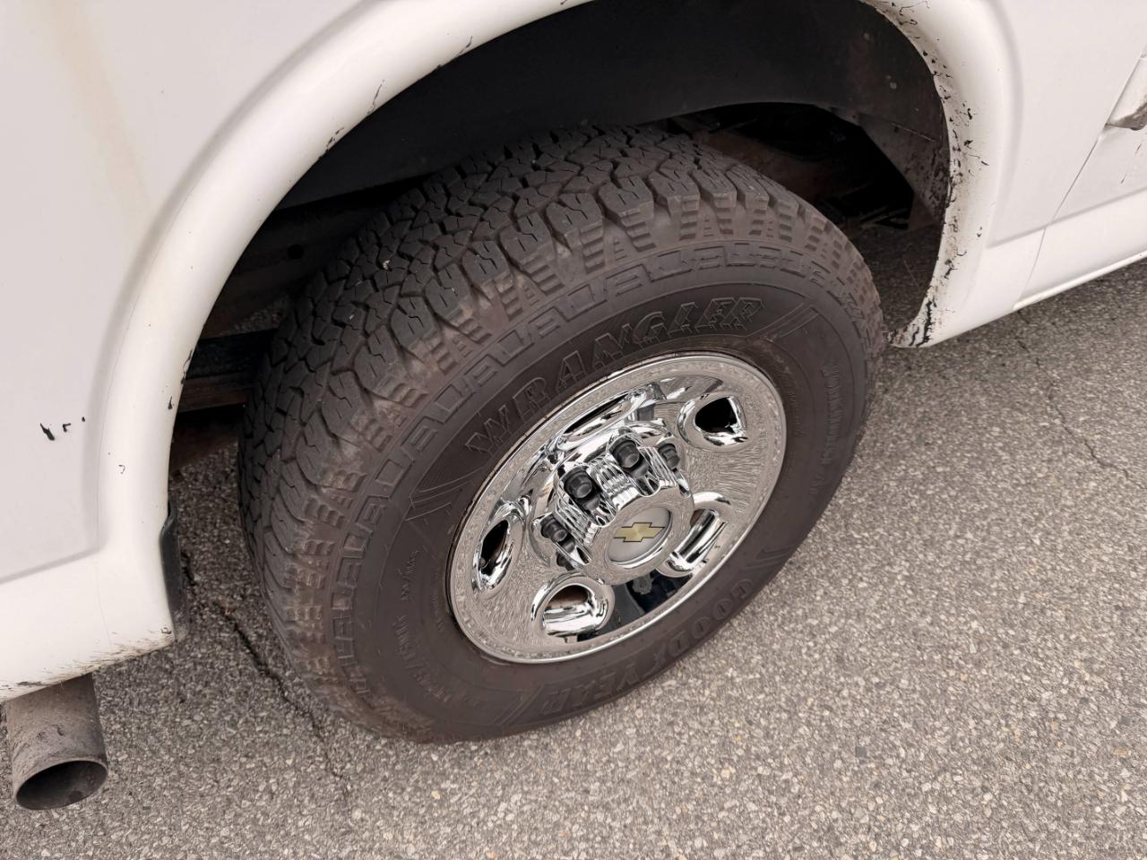 Chevrolet Express 2500 Cargo 2009