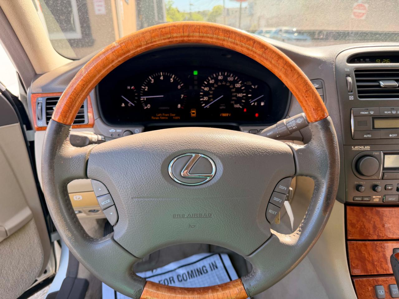 Lexus LS 430 Sedan 2004