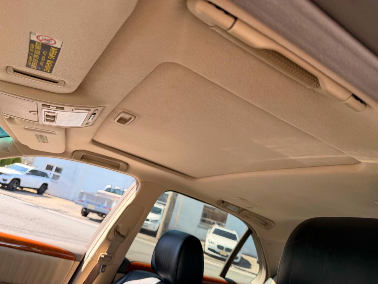 Lexus LS 430 Sedan 2004